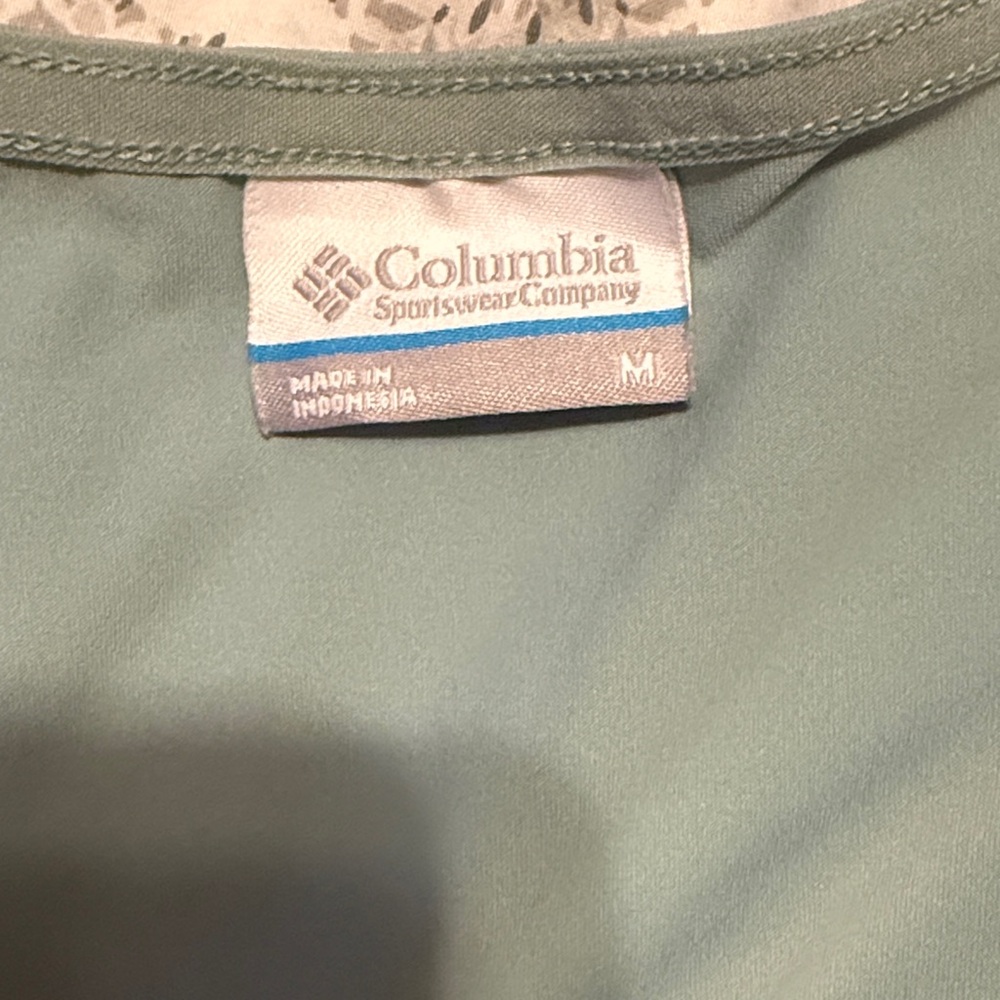 Columbia Sage Green Casual Top